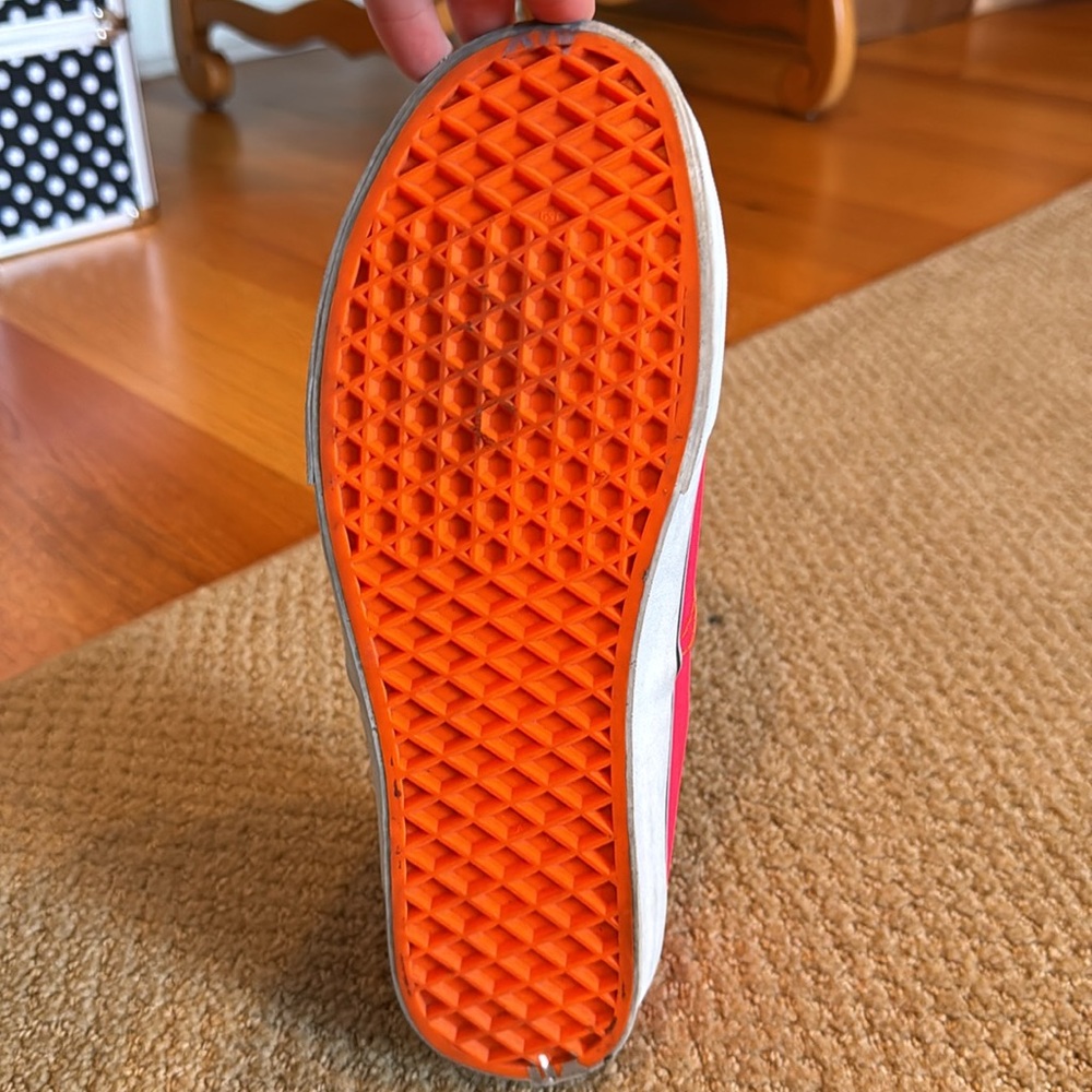 vans! - Picture 4 of 10